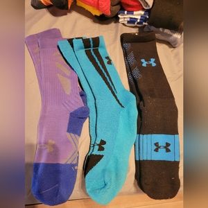 11 pairs of basketball socks